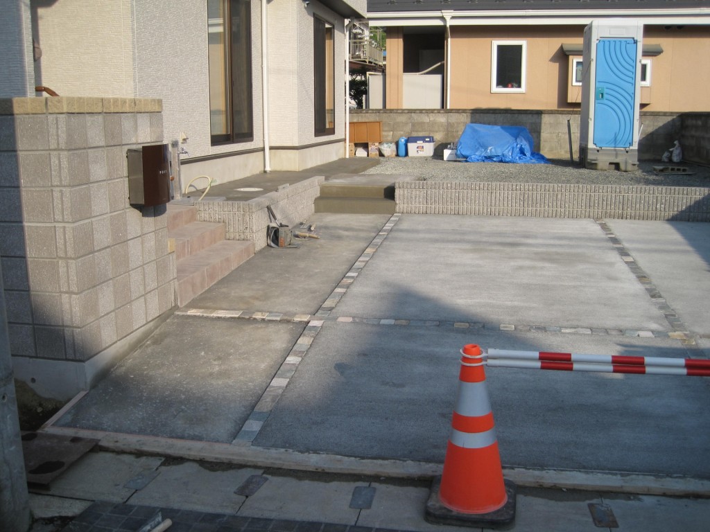 石巻市Ｈ様邸　外構災害復旧工事