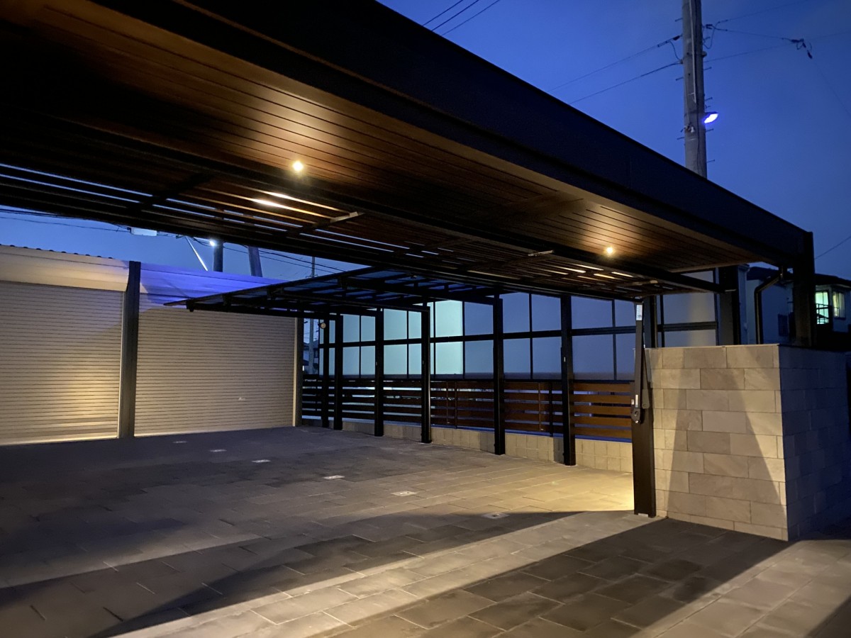 宮城県石巻市　間口が広いカーポート